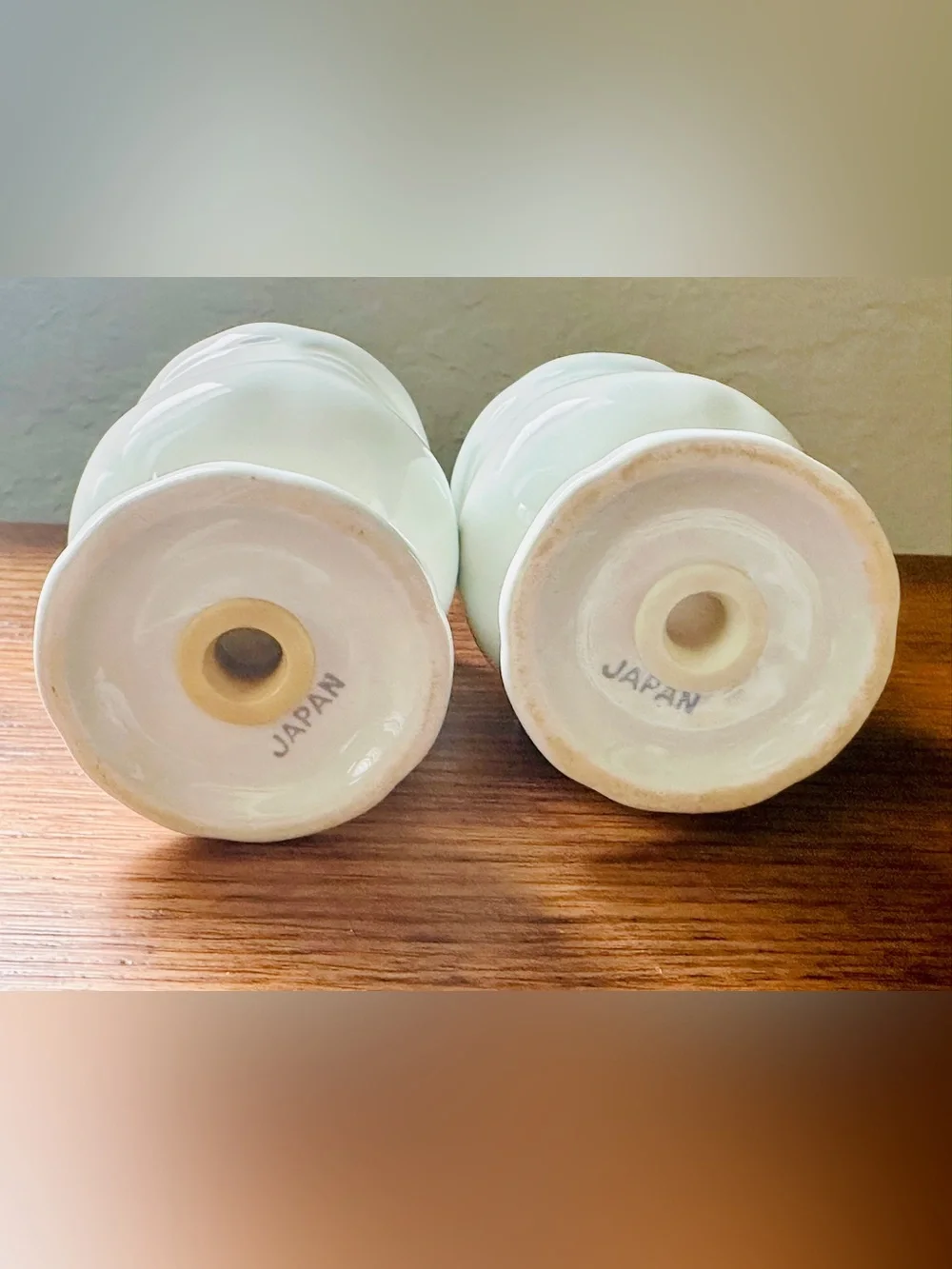 Vtg. 1980s Mikasa French Countryside Salt & Pepper Shakers White Stoneware F9000